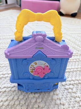 Little People Cinderella on the go